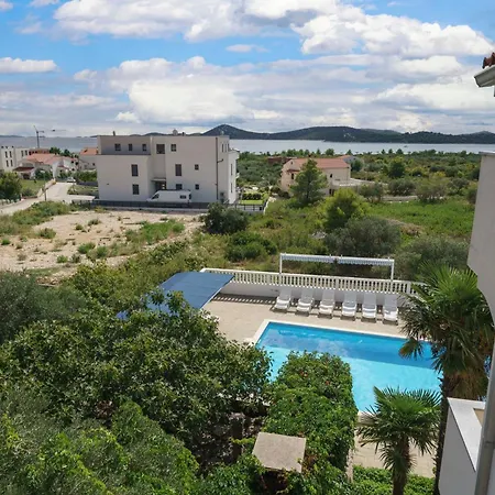 House Rina - 2 * Vodice