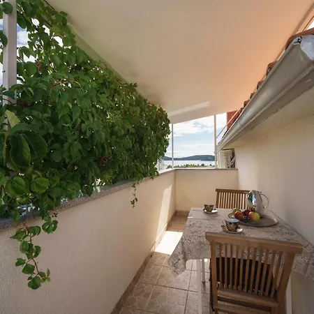 Apartment House Rina - 2 *