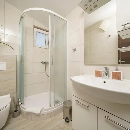 House Rina - 2 Apartment Vodice