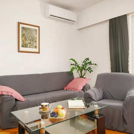 Apartman House Rina - 2 Vodice